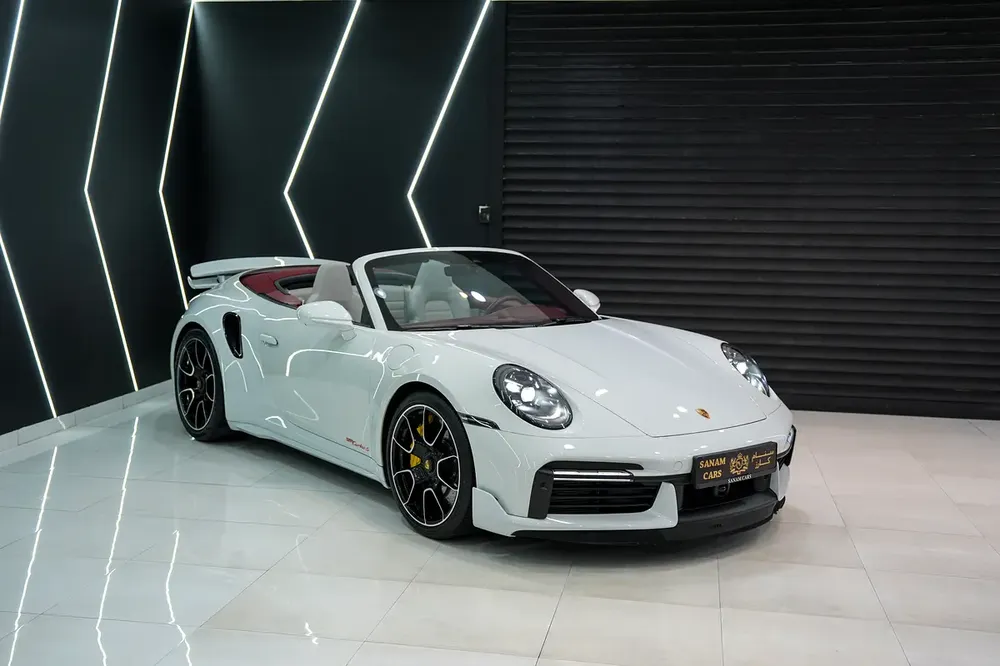 2021 Porsche 911 Turbo S Cabriolet, Exclusive Manufaktur Interior, Ceramic Brakes, Dealer Warranty!! - Image 4