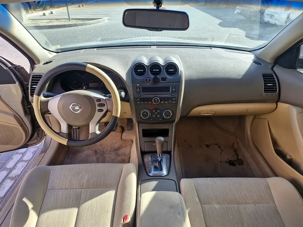 Low kms Nissan Altima 2012-Well Maintained - Image 10