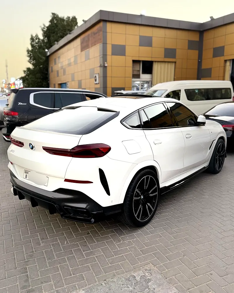 2021 BMW X6 xDrive40i M Sport - Japanese Specs - GCC Ready - Image 5