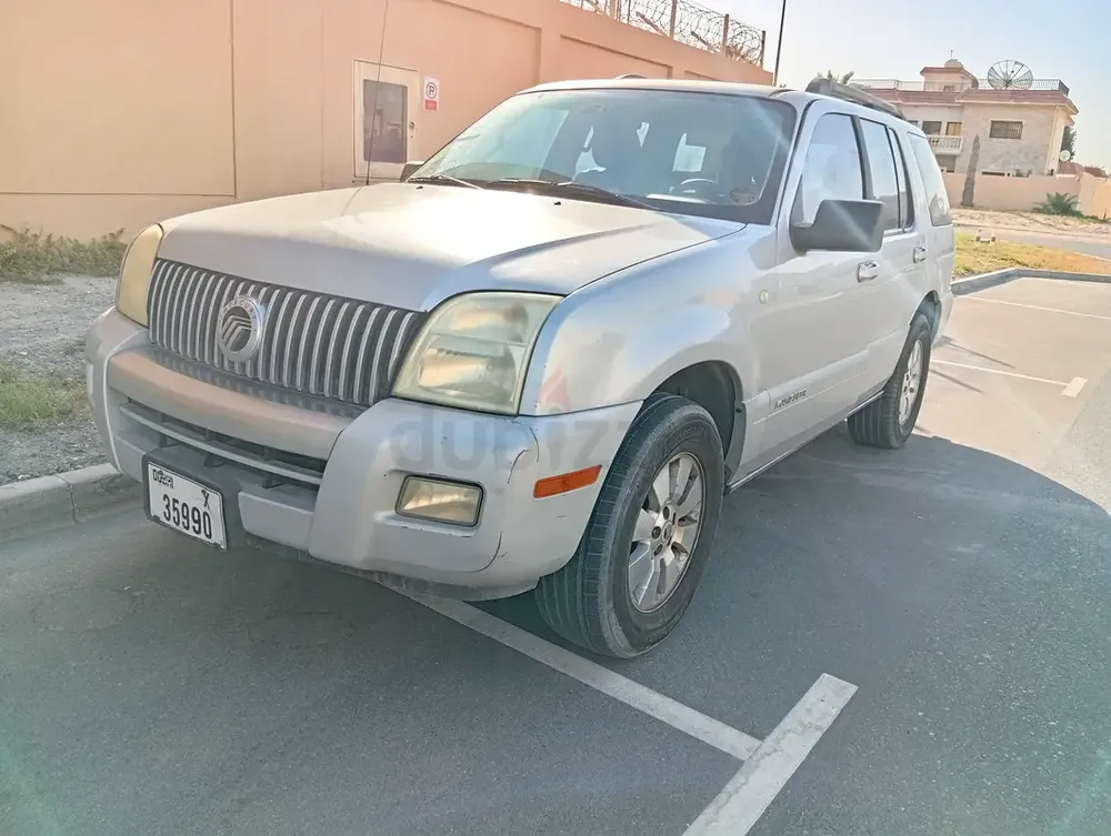 2009 Mercury Mountaineer Luxury | GCC Specs | Well Maintained - Image 10