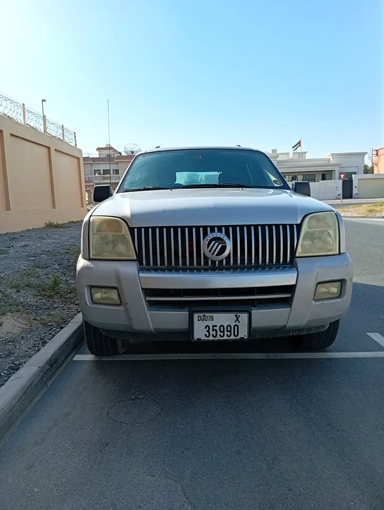 2009 Mercury Mountaineer Luxury | GCC Specs | Well Maintained - Image 18