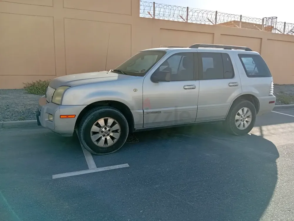 2009 Mercury Mountaineer Luxury | GCC Specs | Well Maintained - Image 20