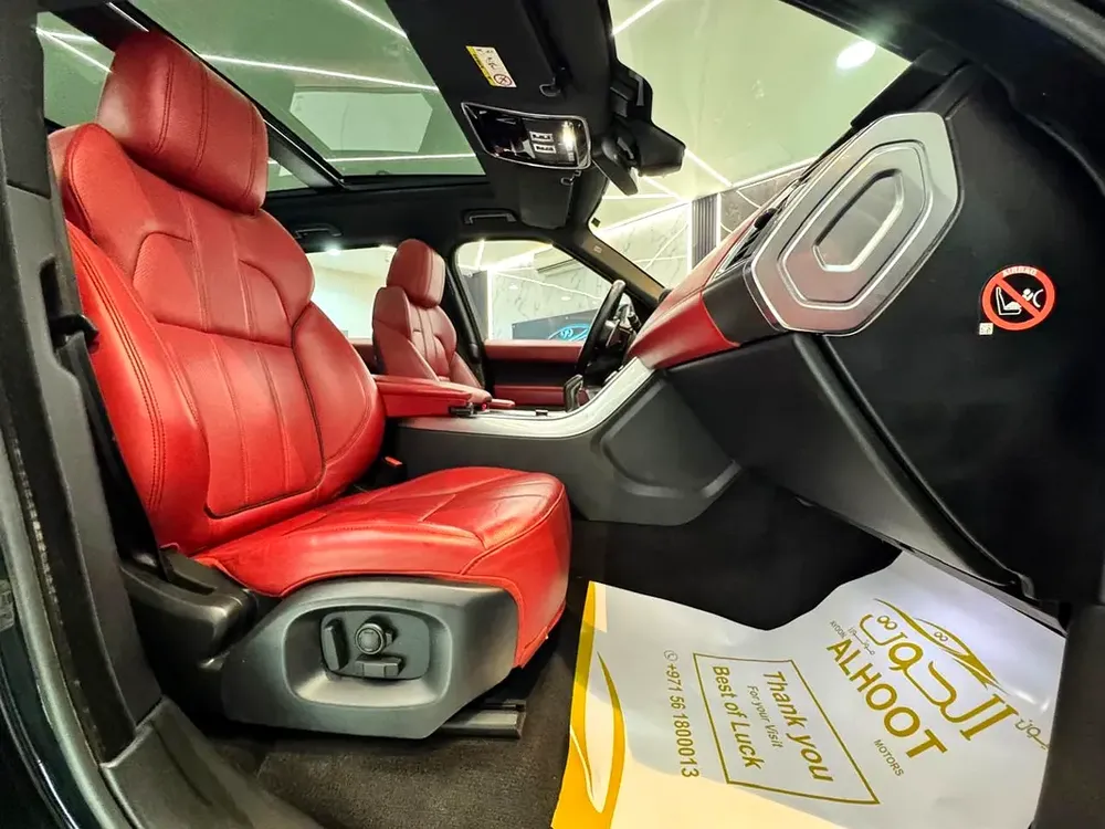 ELITE RANGE ROVER SPORT || SUPERCHARGED || GCC || FULLY LOADED || ACCIDENTS FREE - Image 15