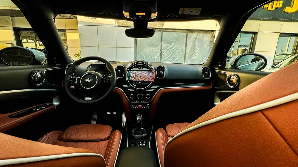 MINI Countryman S JCW Kit Agency Warranty Full Service History 2024 GCC 2.0L Turbo - Image 17