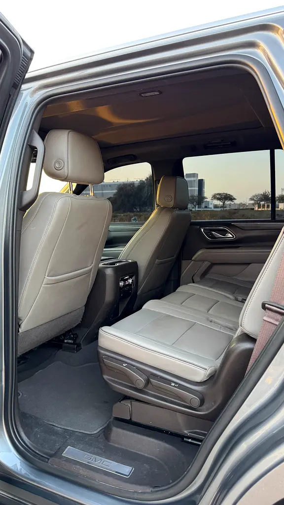 GMC Yukon SLT 2022, GCC Specs - Excellent Condition - Image 14