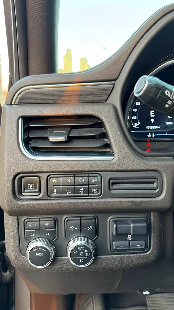 GMC Yukon SLT 2022, GCC Specs - Excellent Condition - Image 19