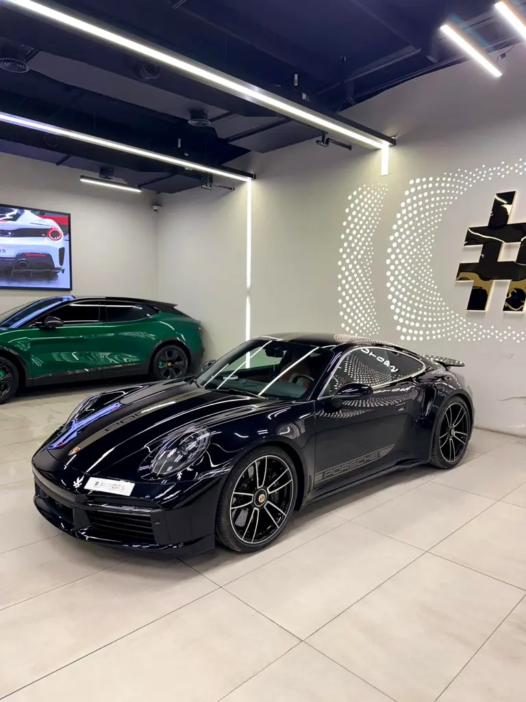Porsche TURBO S  911 - Image 12