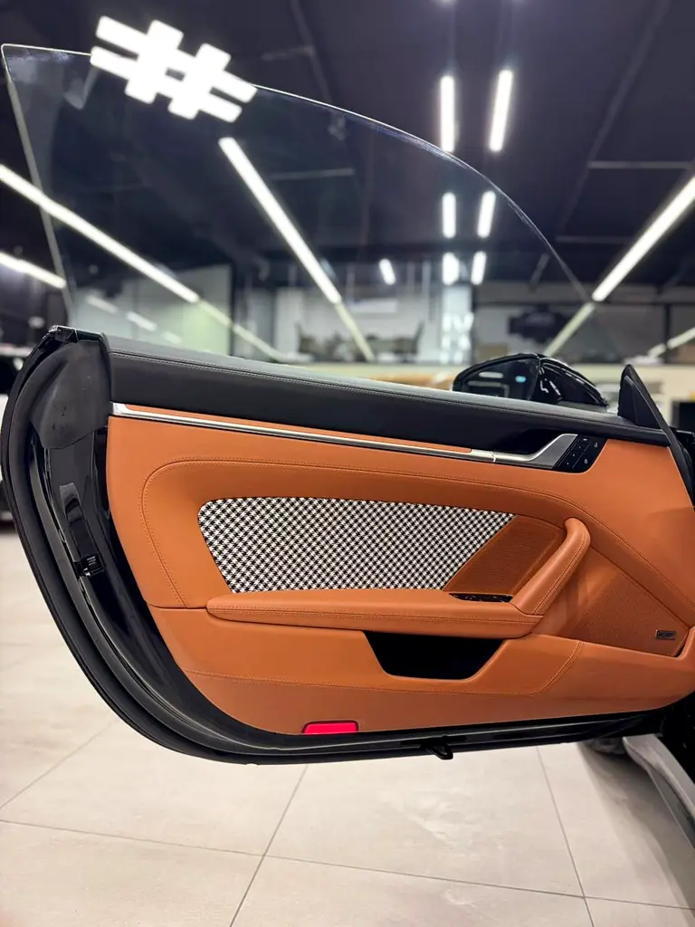 Porsche TURBO S  911 - Image 15