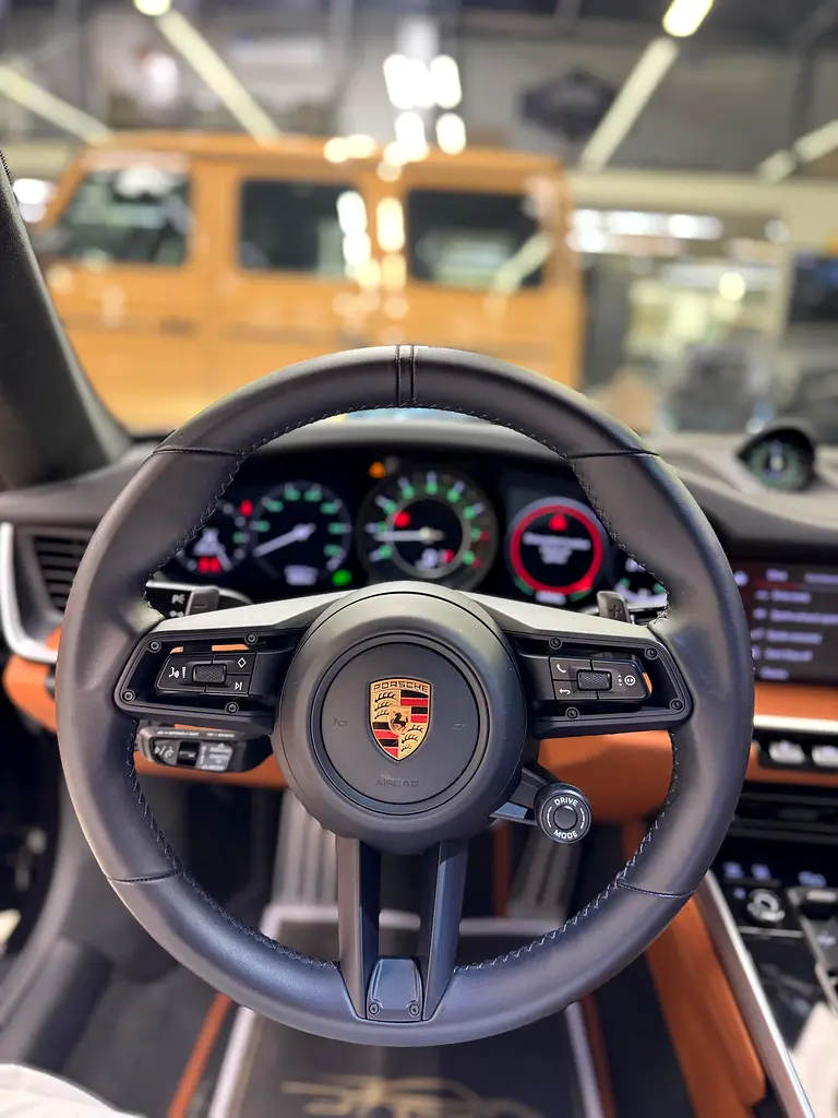 Porsche TURBO S  911 - Image 16