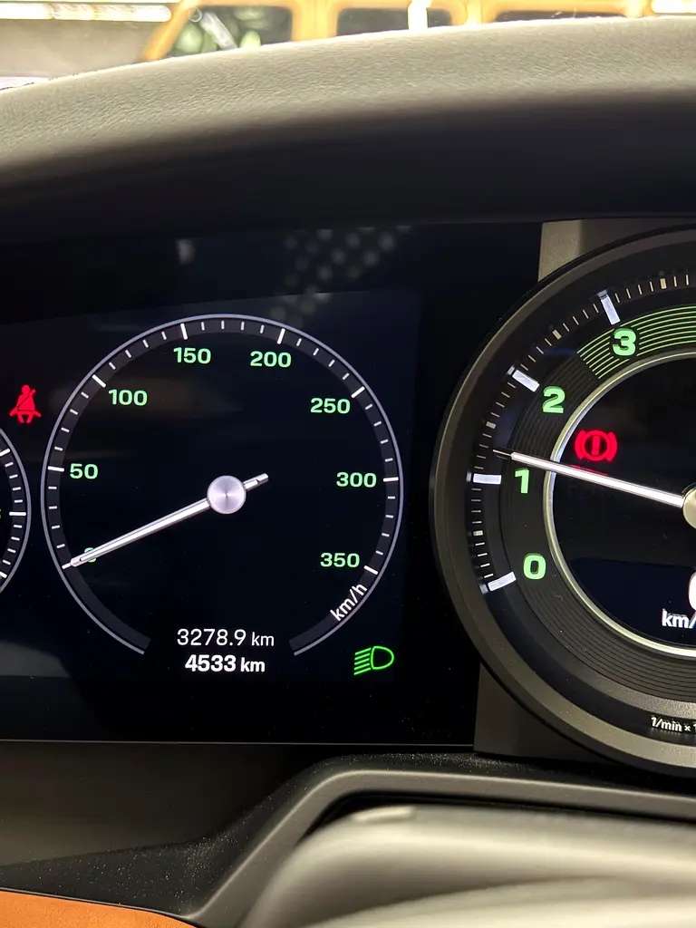 Porsche TURBO S  911 - Image 17