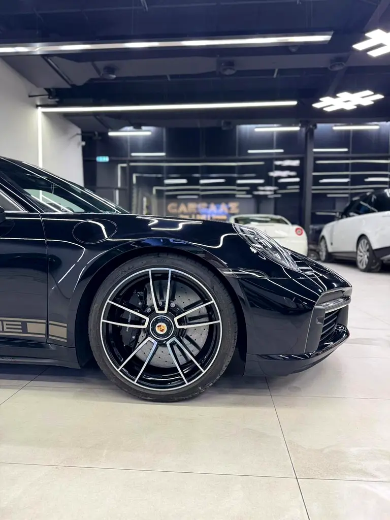 Porsche TURBO S  911 - Image 5