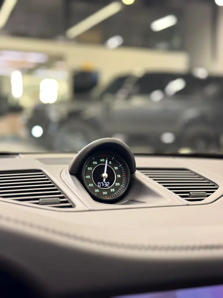 Porsche TURBO S  911 - Image 6