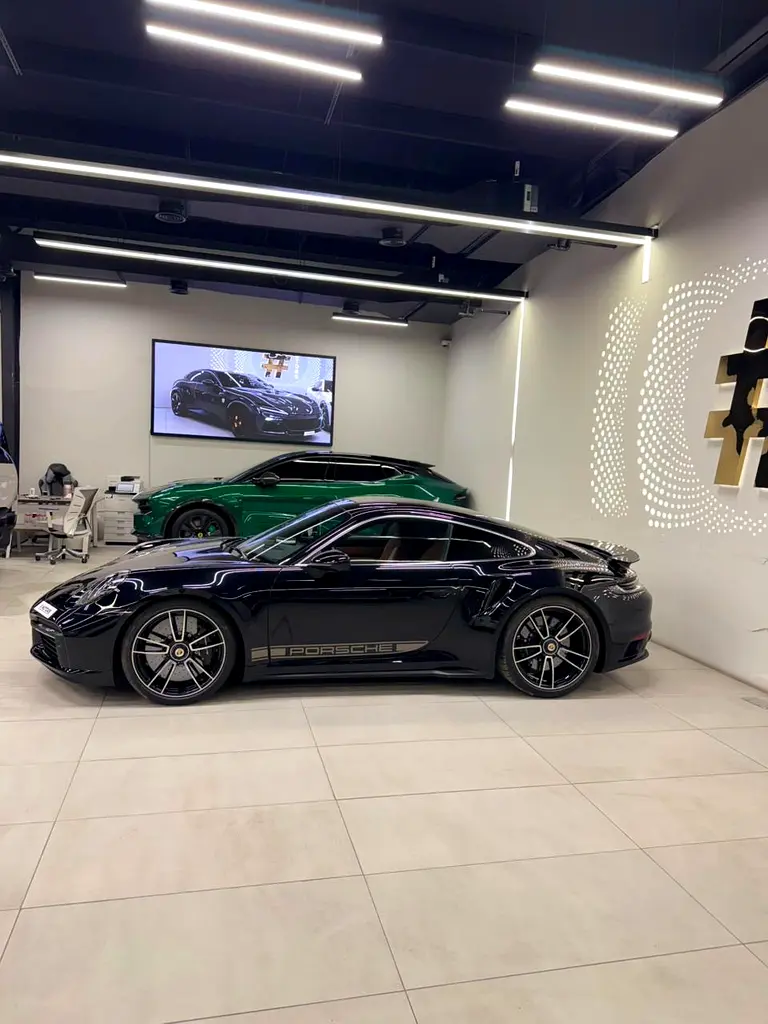 Porsche TURBO S  911 - Image 7