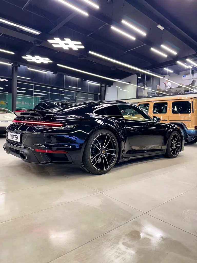 Porsche TURBO S  911 - Image 8