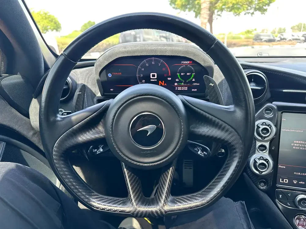 McLaren 720S - Image 10