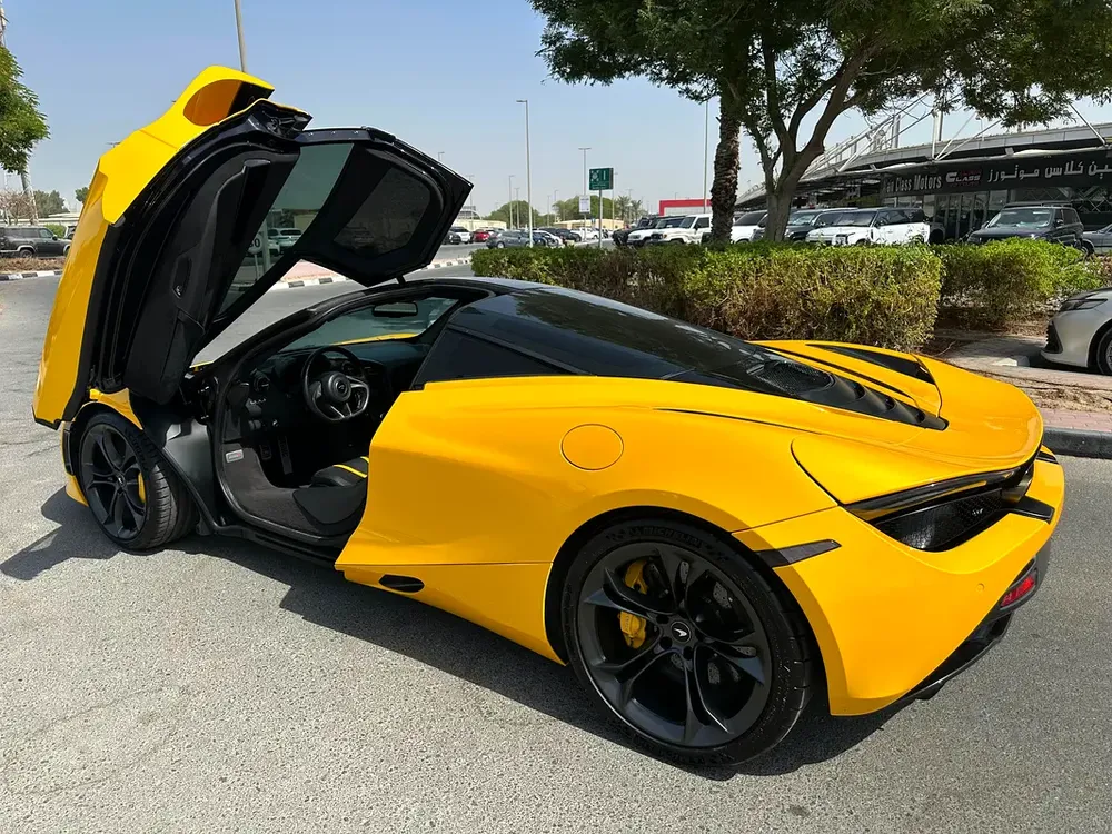 McLaren 720S - Image 13