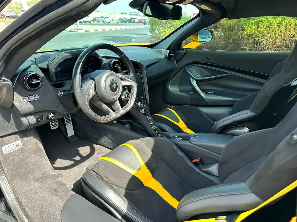 McLaren 720S - Image 8