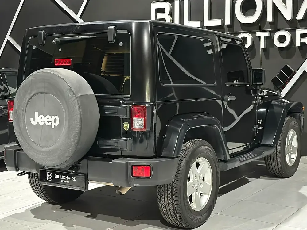 2016 Jeep Wrangler Sahara GCC Specs - Excellent Condition! - Image 13