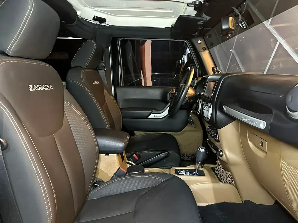 2016 Jeep Wrangler Sahara GCC Specs - Excellent Condition! - Image 14