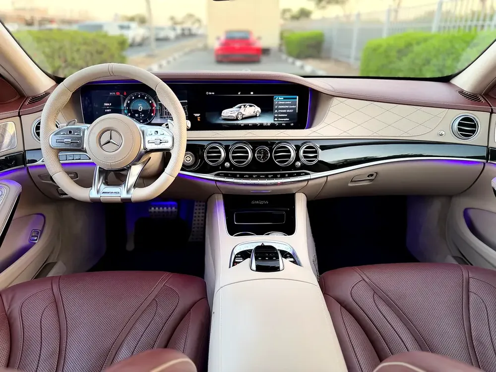 Mercedes-Benz S-Class S 560 4MATIC 2018 - GCC Specs - Image 13