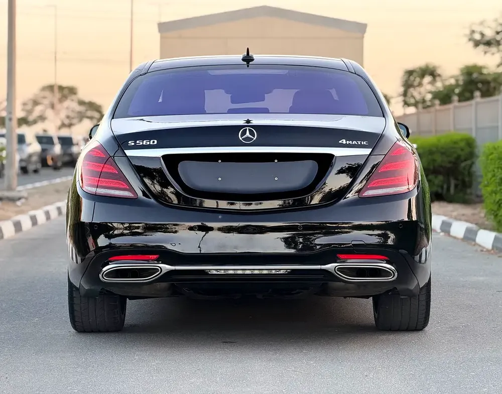 Mercedes-Benz S-Class S 560 4MATIC 2018 - GCC Specs - Image 6