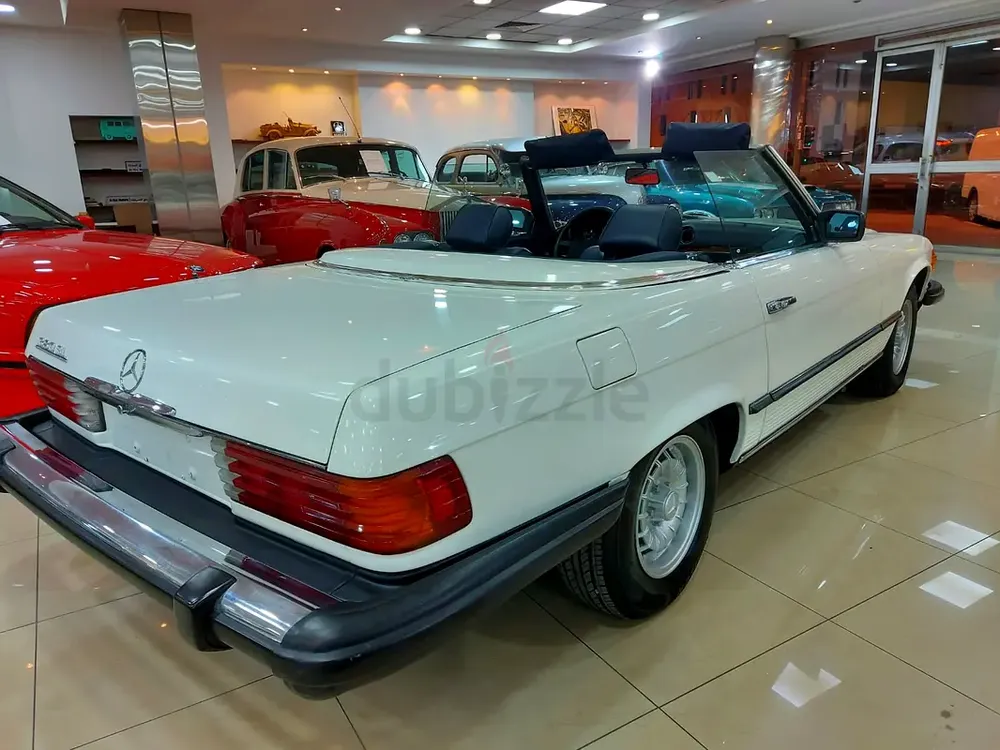 Mercedes Benz SL 380 1983 model - Image 5