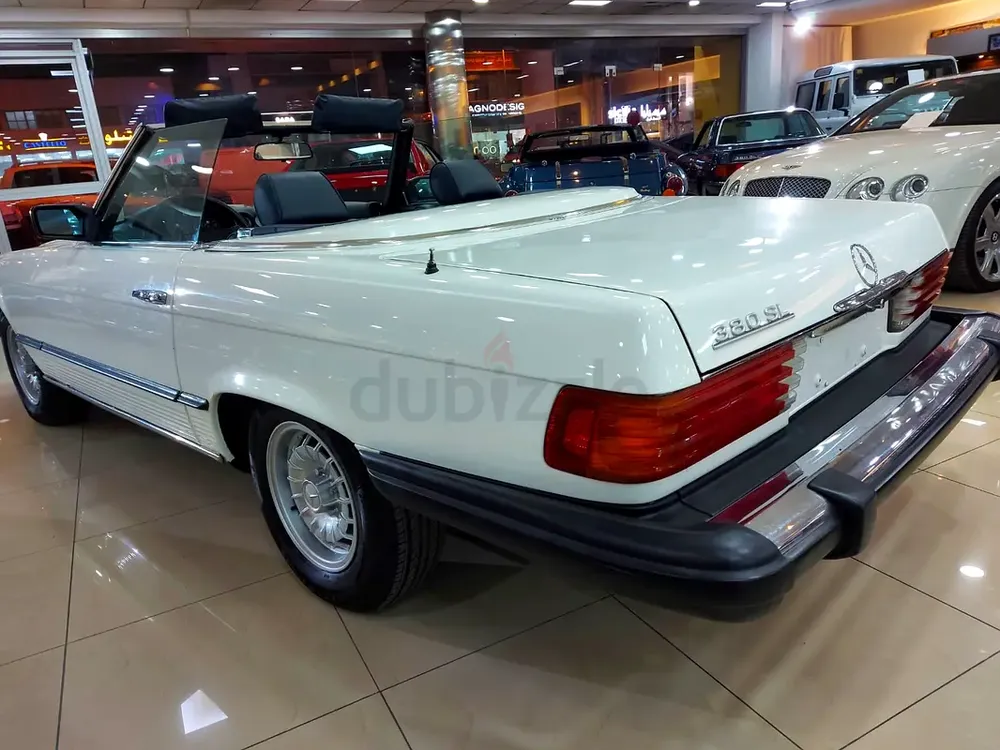 Mercedes Benz SL 380 1983 model - Image 7