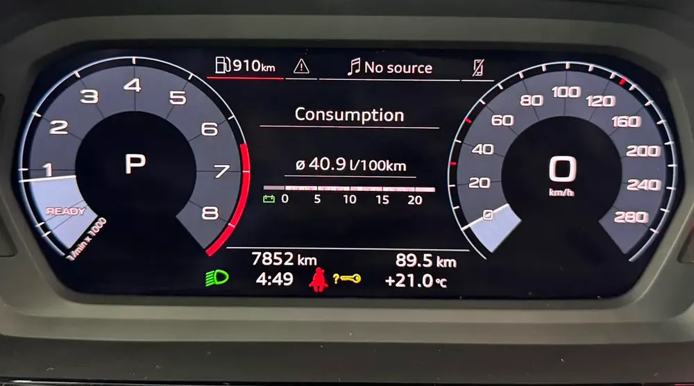 2024 Audi A3 35 TFSI | GCC | Low Kms | Warranty 03/2027 | Service 03/2027 | Full Service History - Image 14