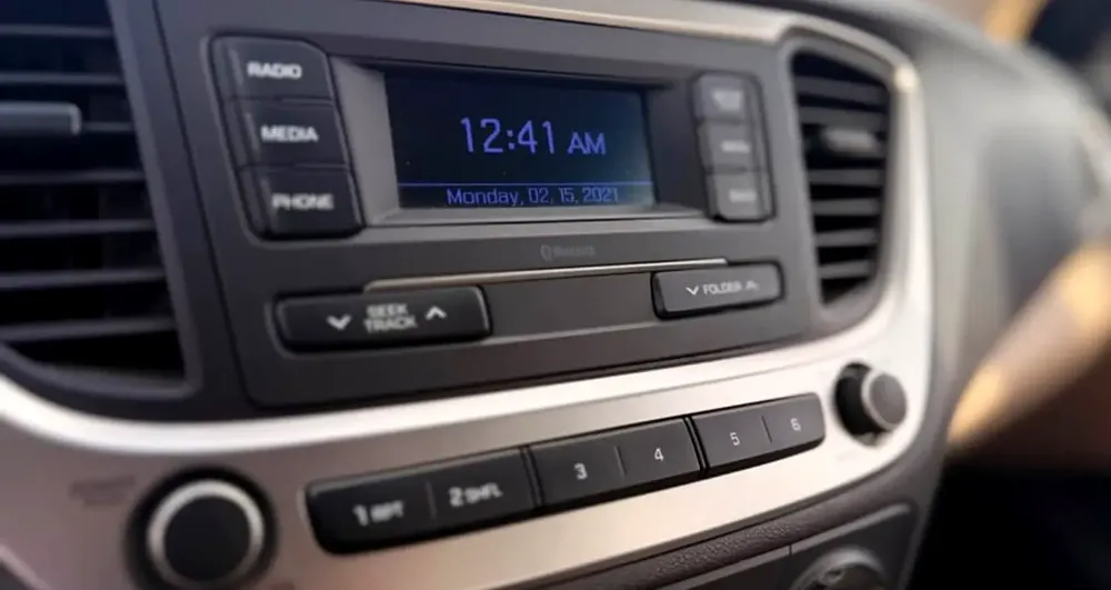 2020 Hyundai Accent GL GCC Specs - Excellent Condition - Image 9
