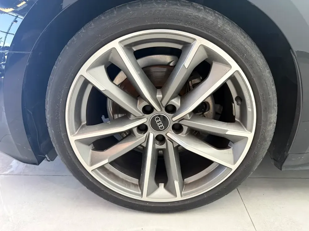 Audi A5 40 TFSI | GCC specs | Low Mileage | Sportback | Clean Condition - Image 4