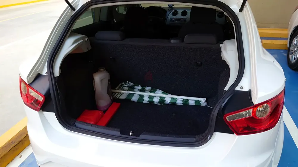 Seat Ibiza coupe 2014 GCC - Manual Gear - Image 11
