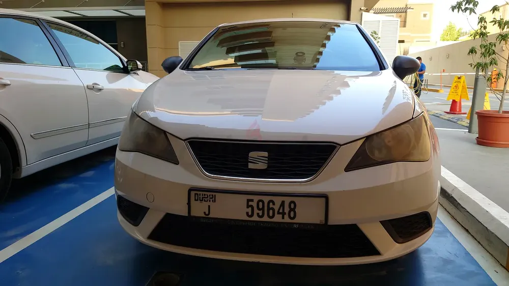 Seat Ibiza coupe 2014 GCC - Manual Gear - Image 4