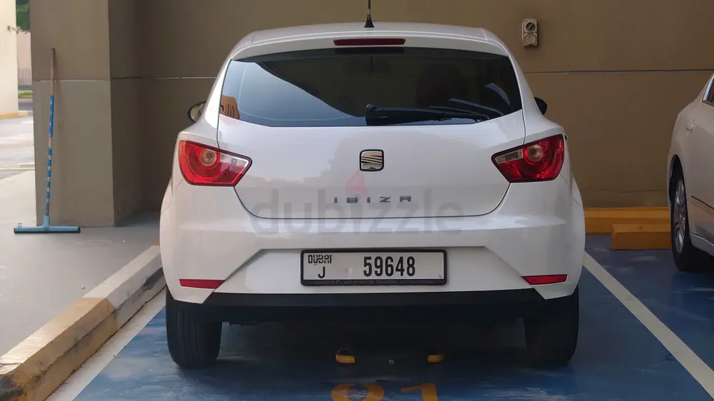 Seat Ibiza coupe 2014 GCC - Manual Gear - Image 6