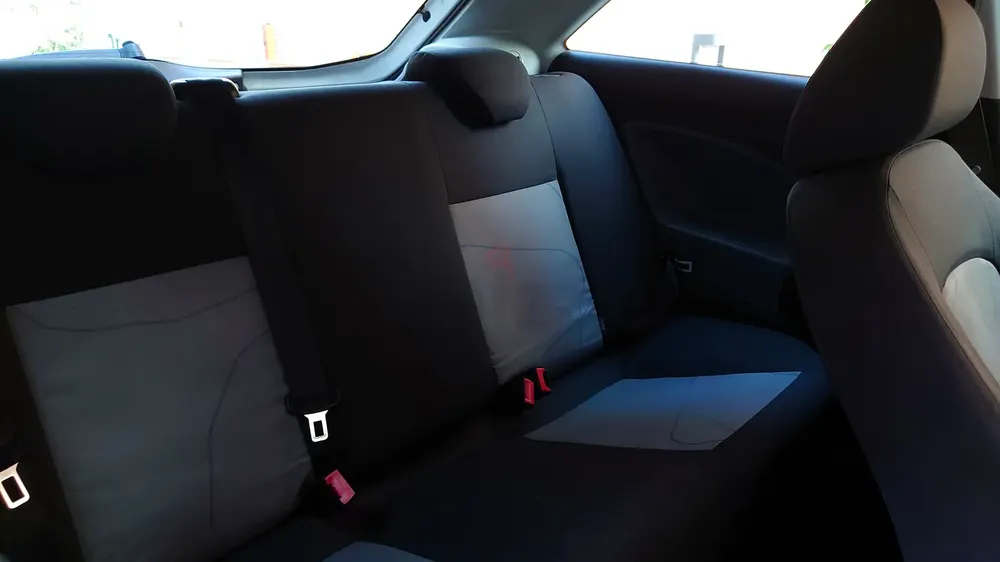 Seat Ibiza coupe 2014 GCC - Manual Gear - Image 8