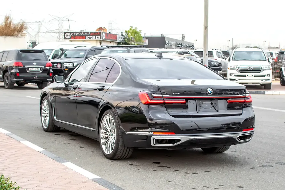 2022 - BMW 750I - IMMACULATE CONDITION - ONLY 59,000 KM DONE - Image 6