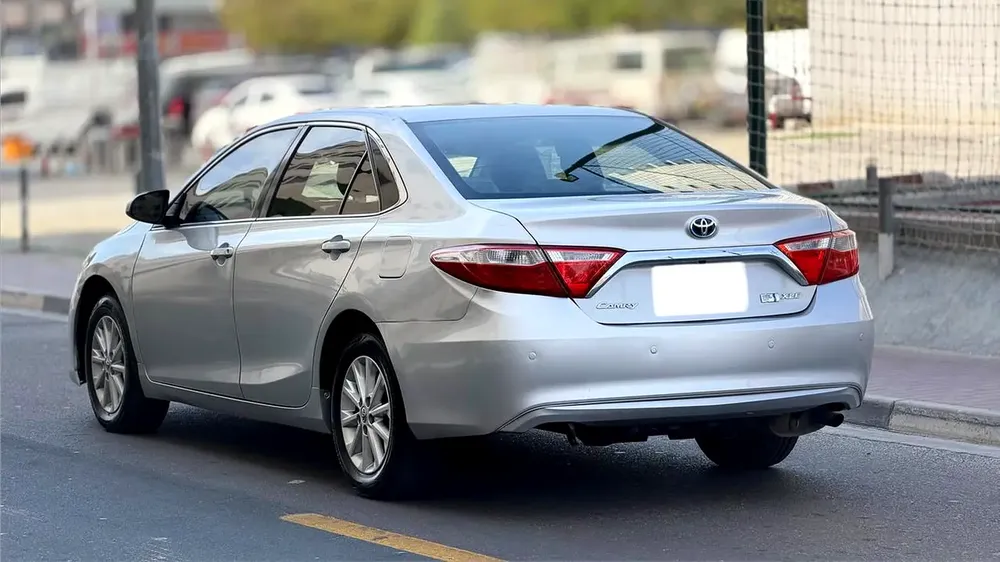 Toyota Camry - Image 7
