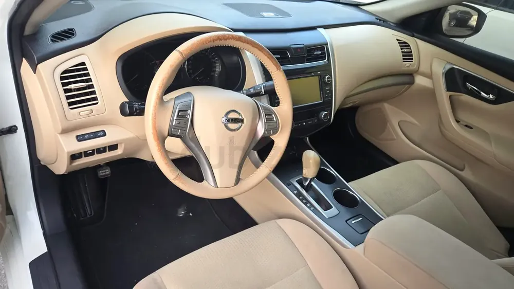 Nissan Altima 2016 SL | GCC Specs | Well Maintained - Image 8