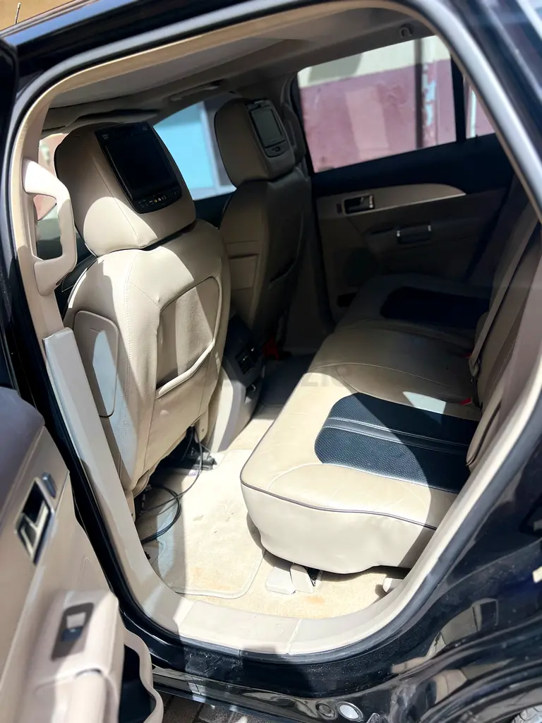 2015 Lincoln MKX Luxury - Canadian Specs - Excellent Condition - Image 4