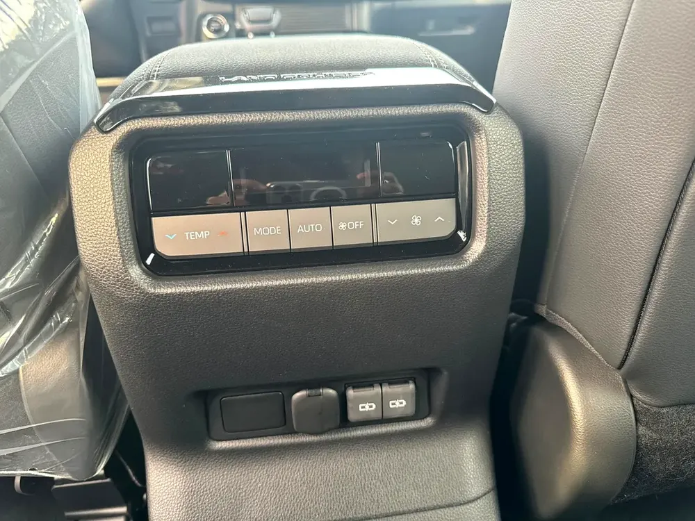 TOYOTA PRADO ALL-ROUNDER 2.4L 2026 - BLACK *EXPORT ONLY* - Image 10