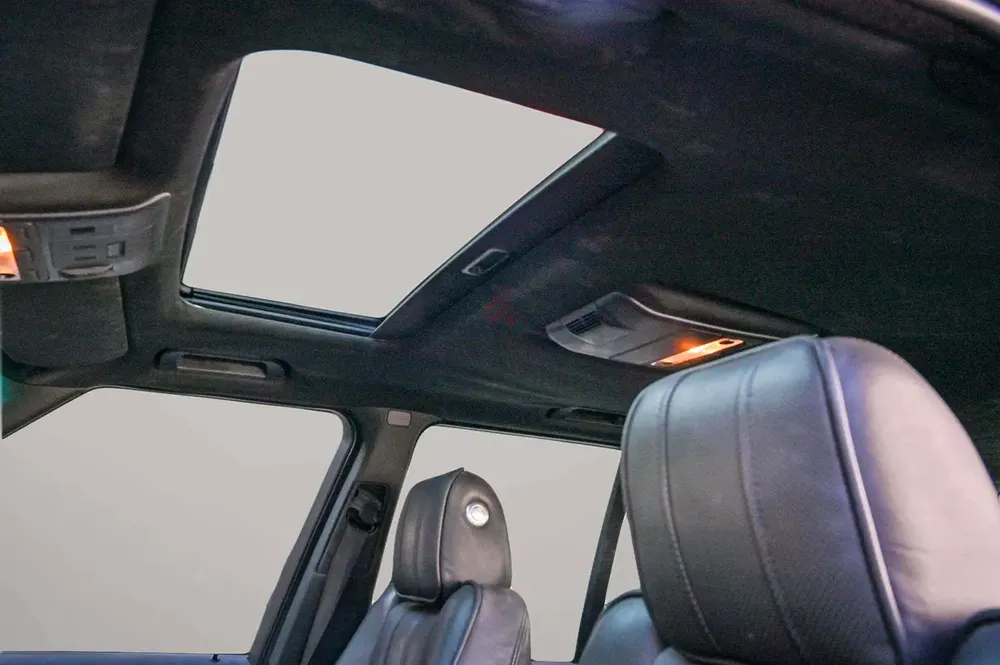 Inspected Car | 2012 Land Rover Range Rover Vogue SE | GCC Specs | Ref#433008 - Image 12