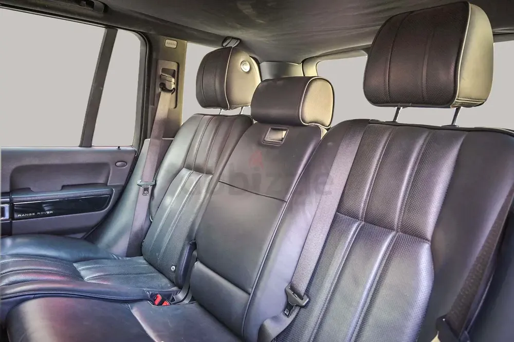 Inspected Car | 2012 Land Rover Range Rover Vogue SE | GCC Specs | Ref#433008 - Image 13