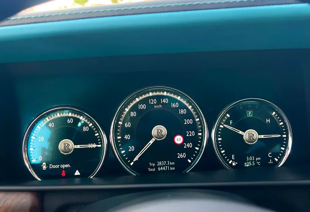 Rolls-Royce Cullinan Black Badge 2019 - GCC Specs - Pristine Condition - Image 11