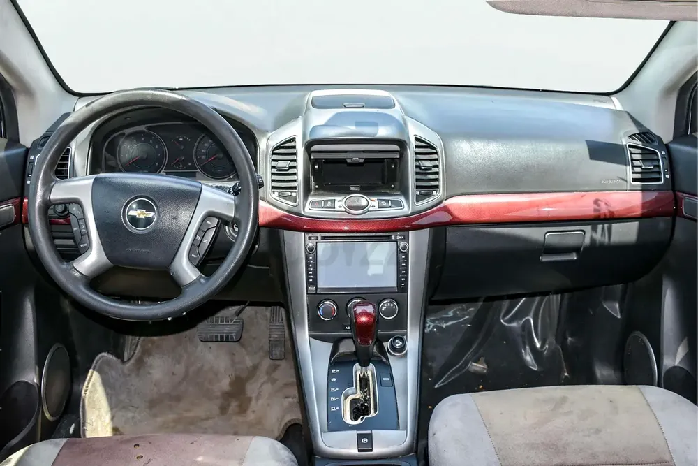 2011 Chevrolet Captiva L 3.0L | GCC Specifications - Image 8