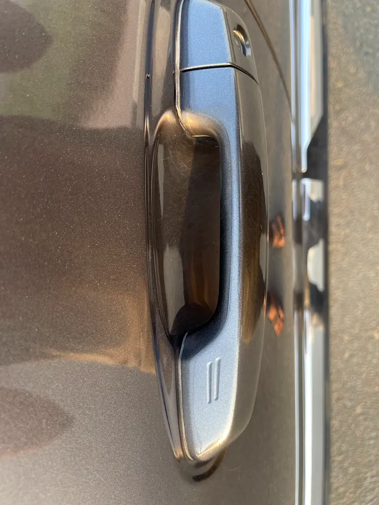 TOYOTA PRADO 2020 VXR 4.0 V6 GCC SPECS - Image 17