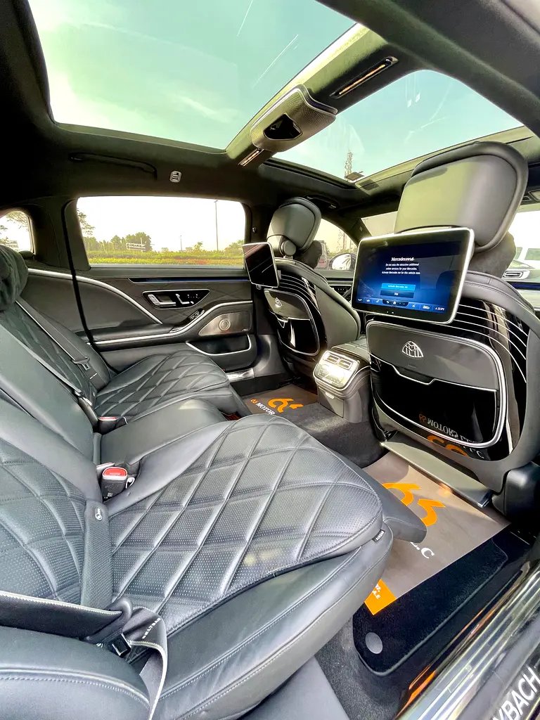 2022 Mercedes Maybach S 580 - Image 15