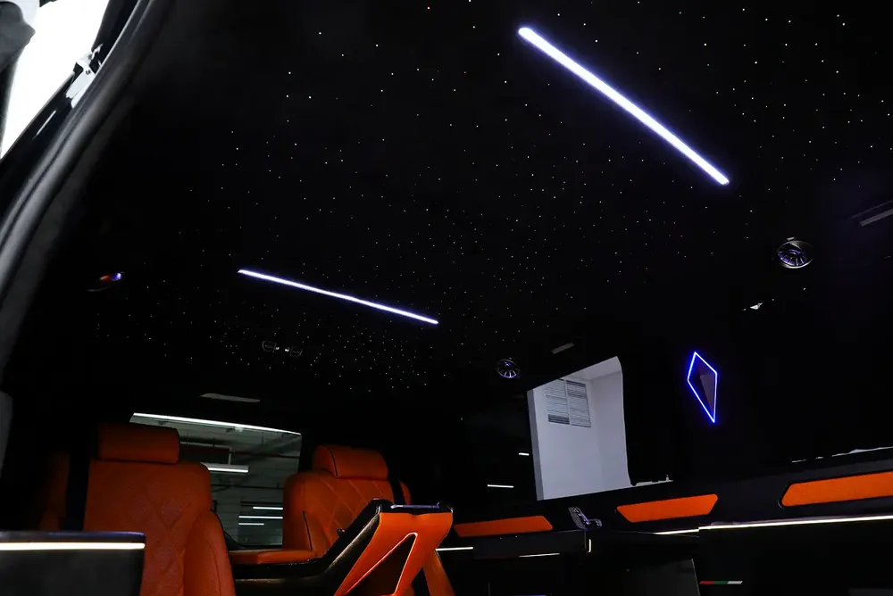 2021 Mercedes-Benz Viano V 250 | GCC | Luxury VIP Interior | Ambient Lighting | Clean Uint | 2.0L i4 - Image 15