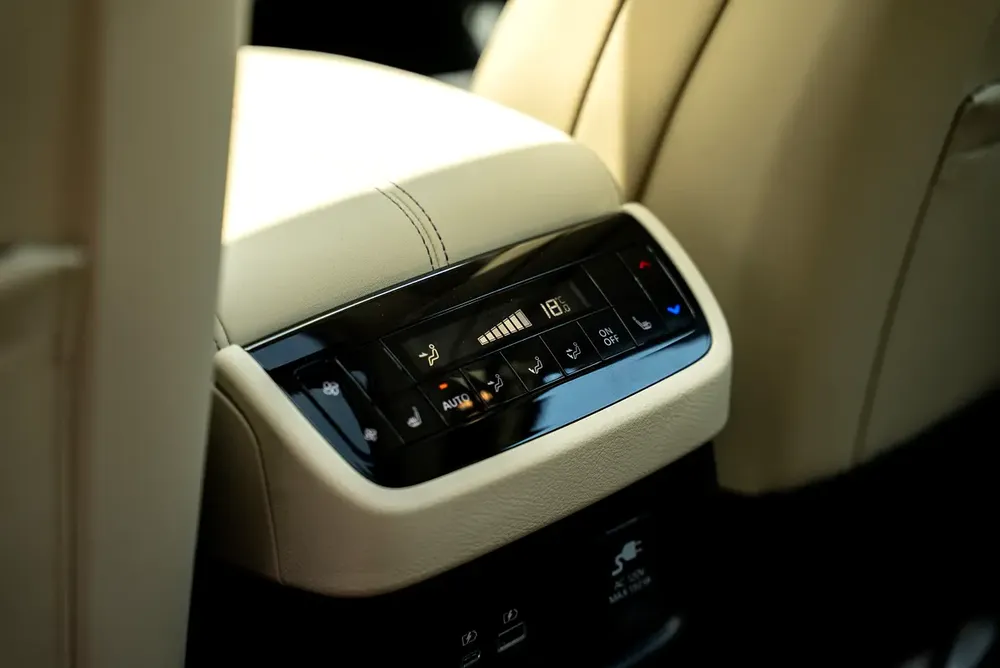 Infiniti QX60 Sensory GCC 3.5L V6 Brand New 2024 Warranty - Image 20