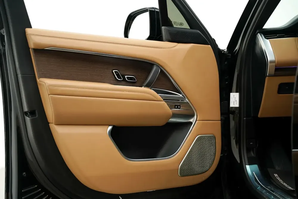 2024 RANGE ROVER P530 AUTOBIOGRAPHY WITH WARRANTY AND SERVICE CONTRACT - Image 13