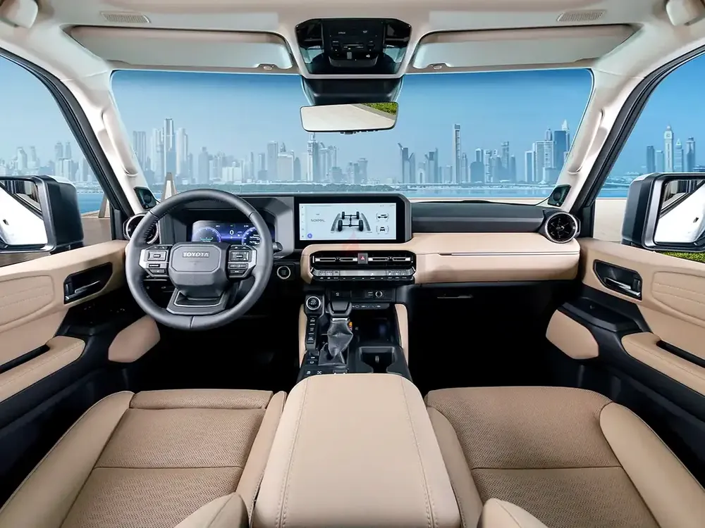 No accident 2025 Toyota Prado GXL GCC Specs First owner modelista - Image 6