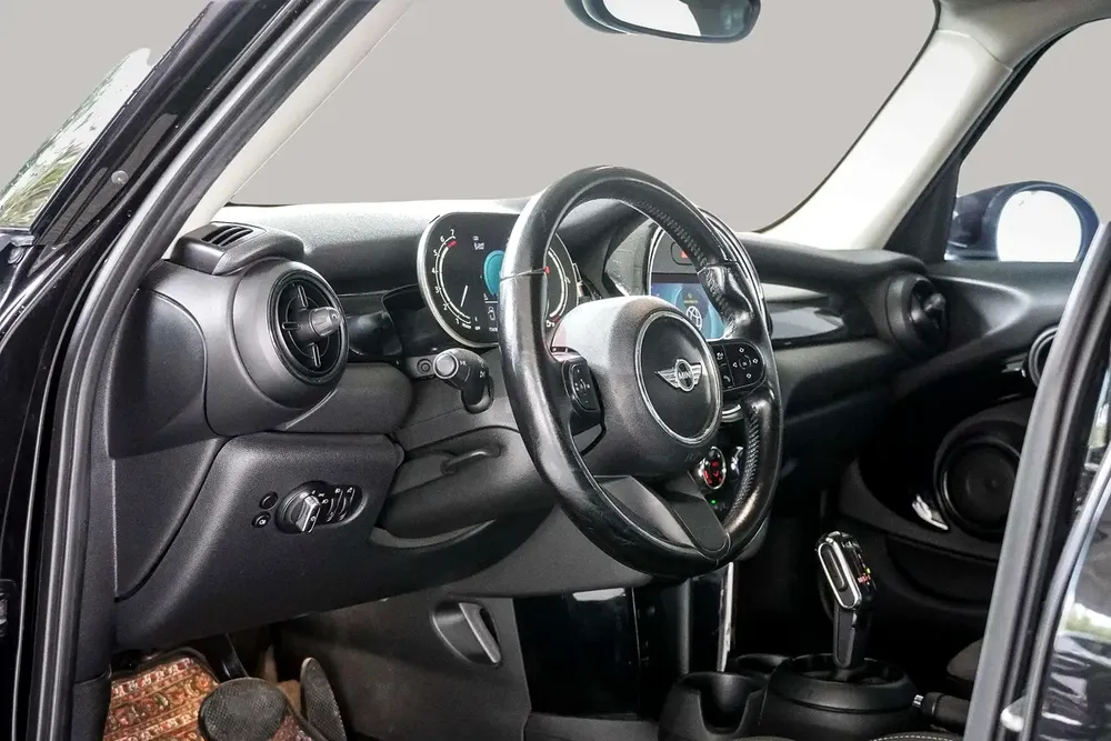 AED 1018/month | 2022 MINI Cooper  | GCC Specs | Ref#450749 - Image 10